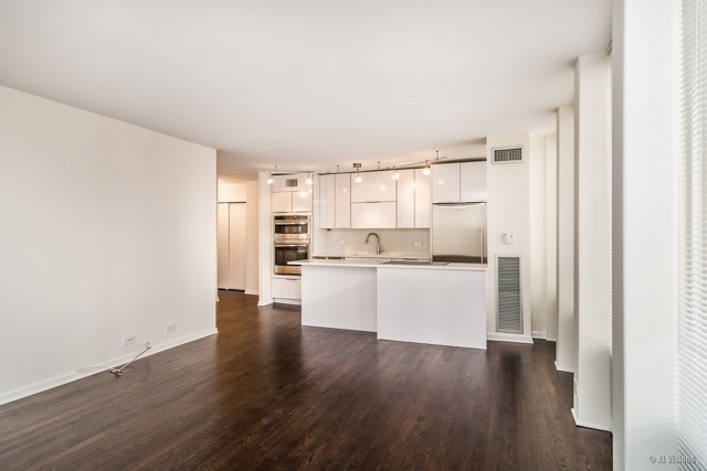 100 E Walton Street #22H, Chicago, IL 60611