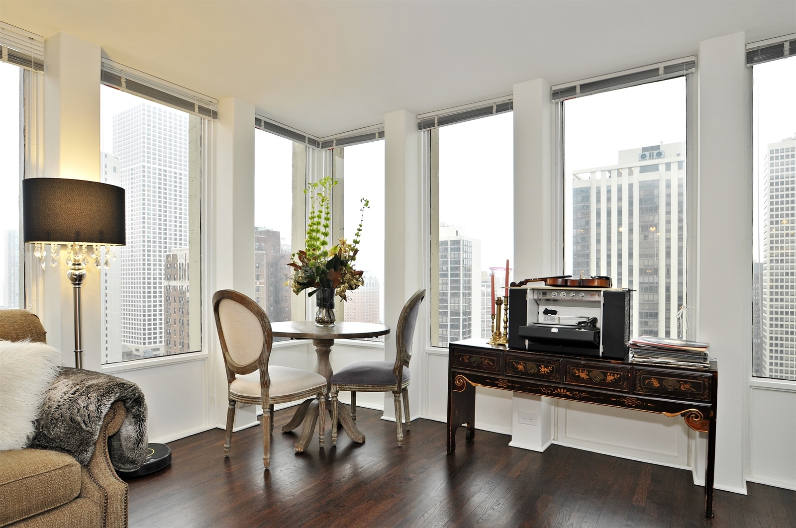 100 E Walton Street #22H, Chicago, IL 60611