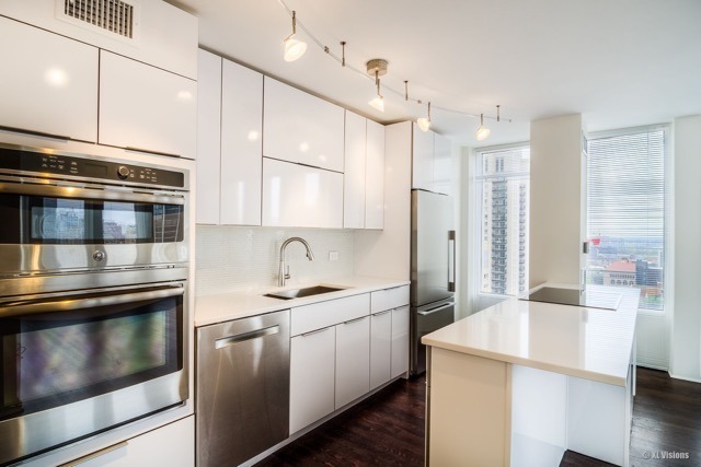 100 E Walton Street #22H, Chicago, IL 60611
