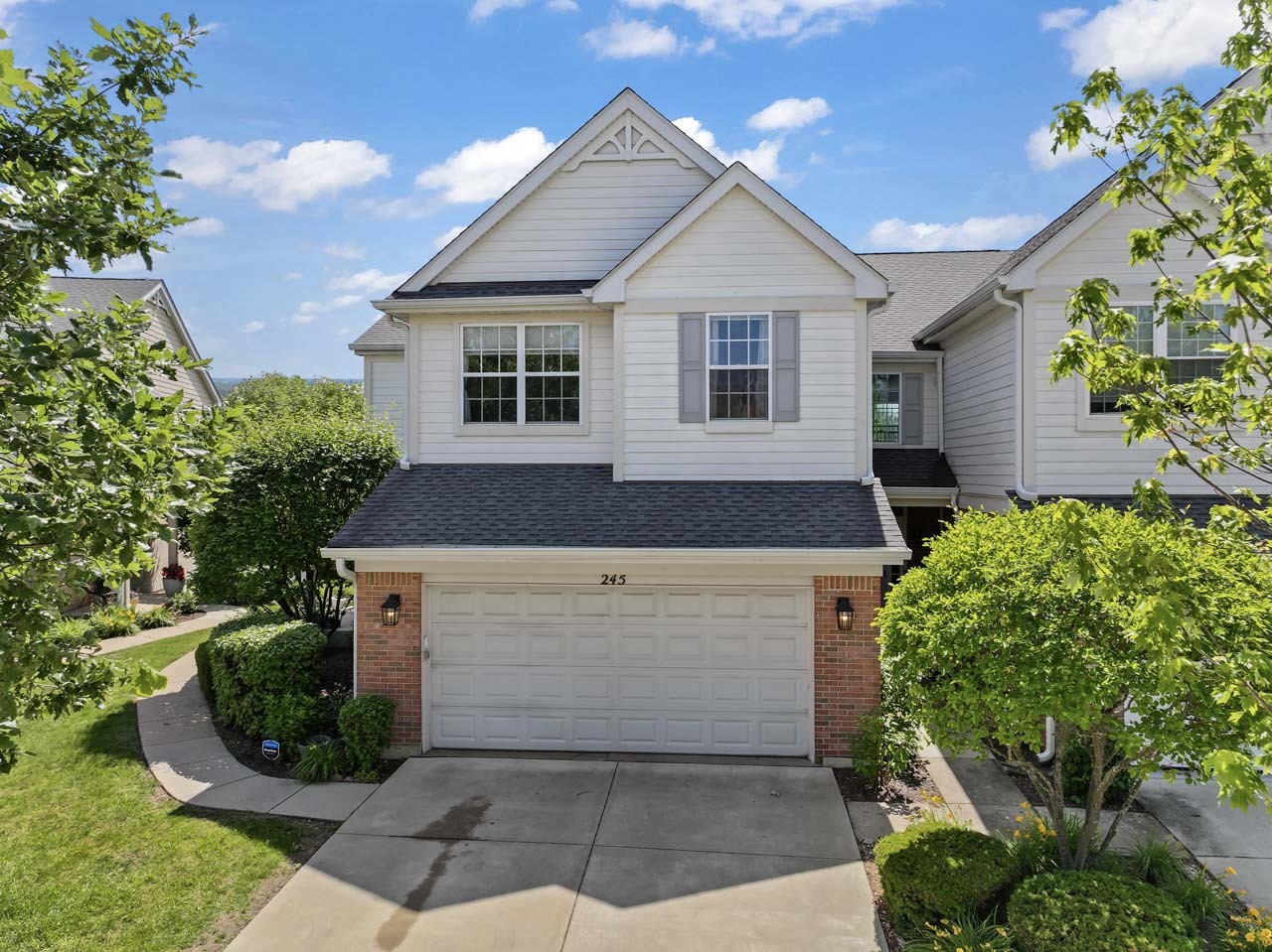 245 Westminster Drive, Bloomingdale, IL 60108