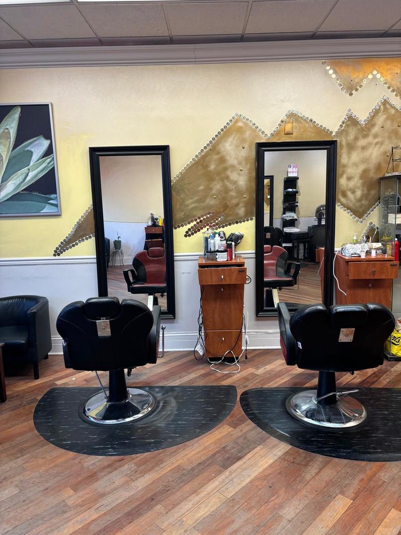 6346 N Milwaukee Avenue, Chicago, IL 60646