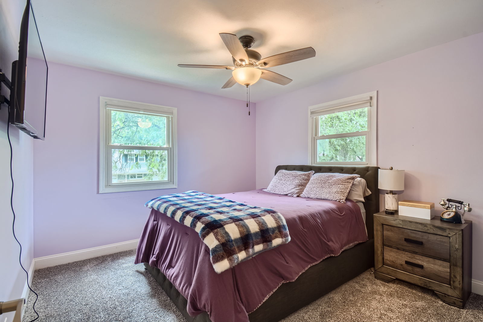 1322 E Thurston Drive, Palatine, IL 60074