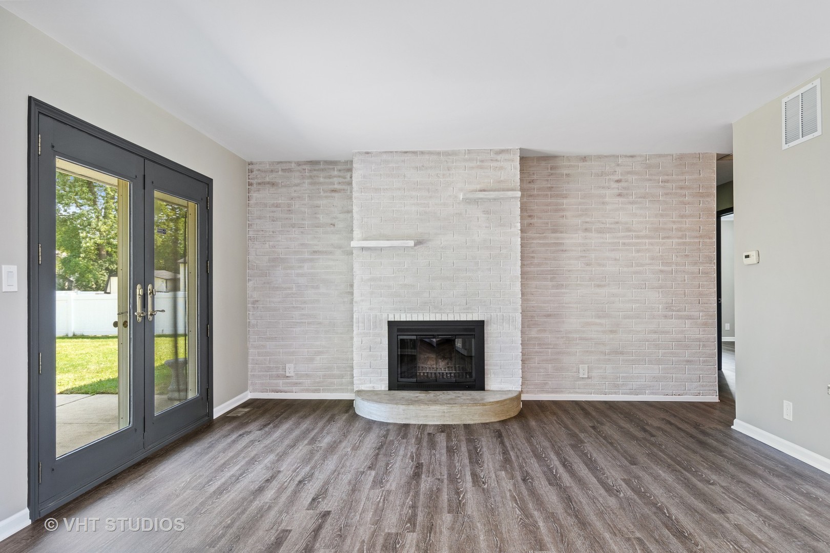 92 CIRCLE DRIVE WEST Drive, Montgomery, IL 60538
