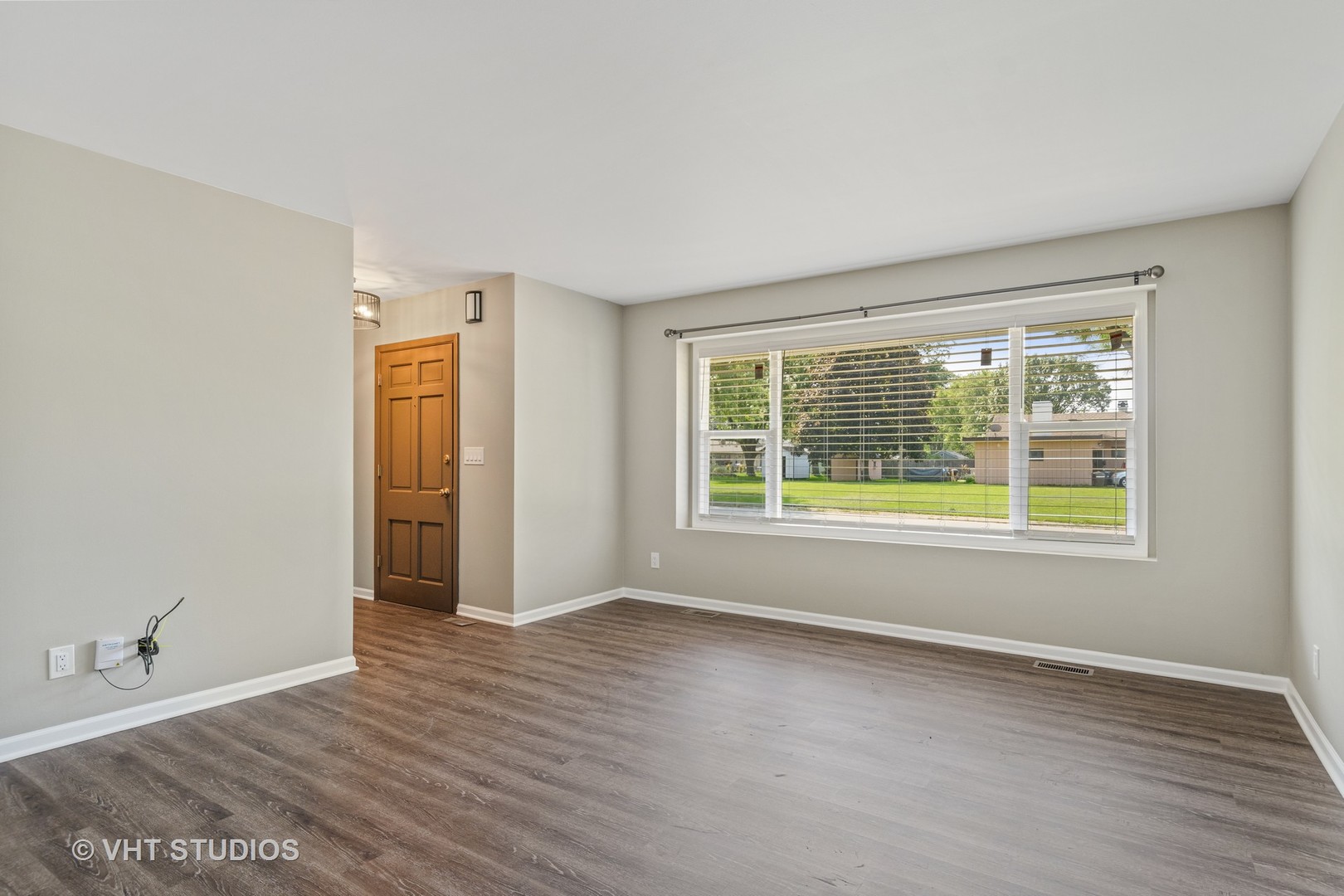 92 CIRCLE DRIVE WEST Drive, Montgomery, IL 60538