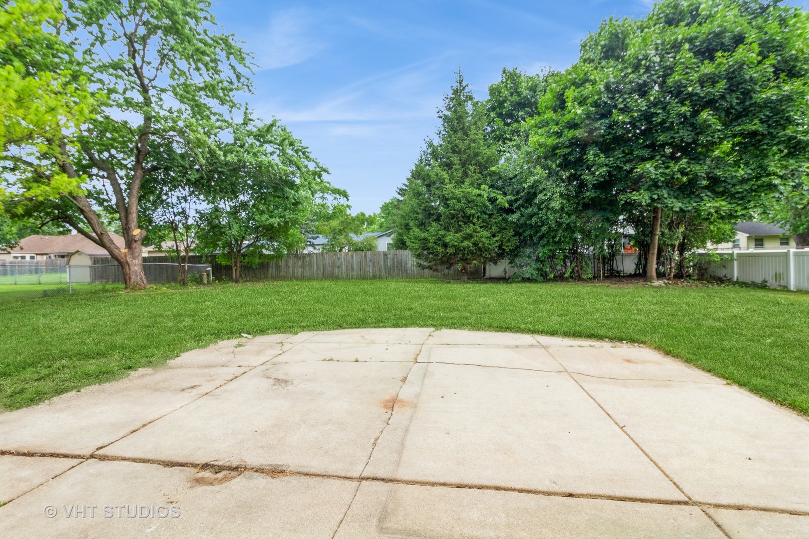 92 CIRCLE DRIVE WEST Drive, Montgomery, IL 60538