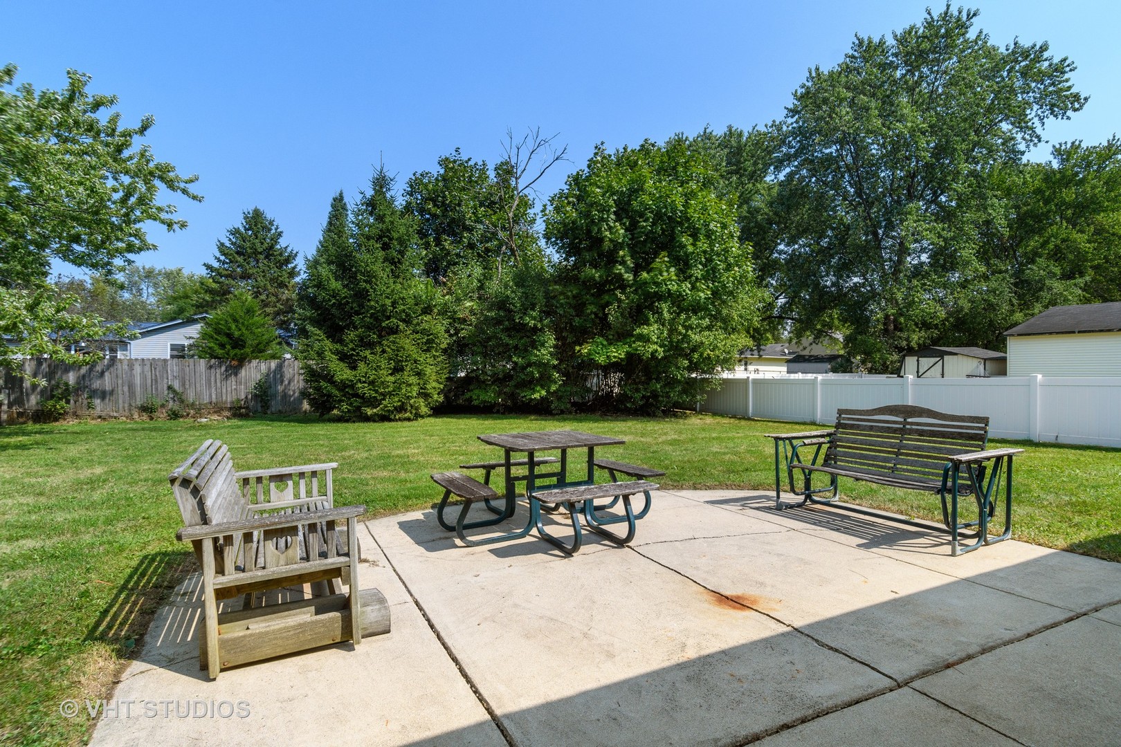 92 CIRCLE DRIVE WEST Drive, Montgomery, IL 60538