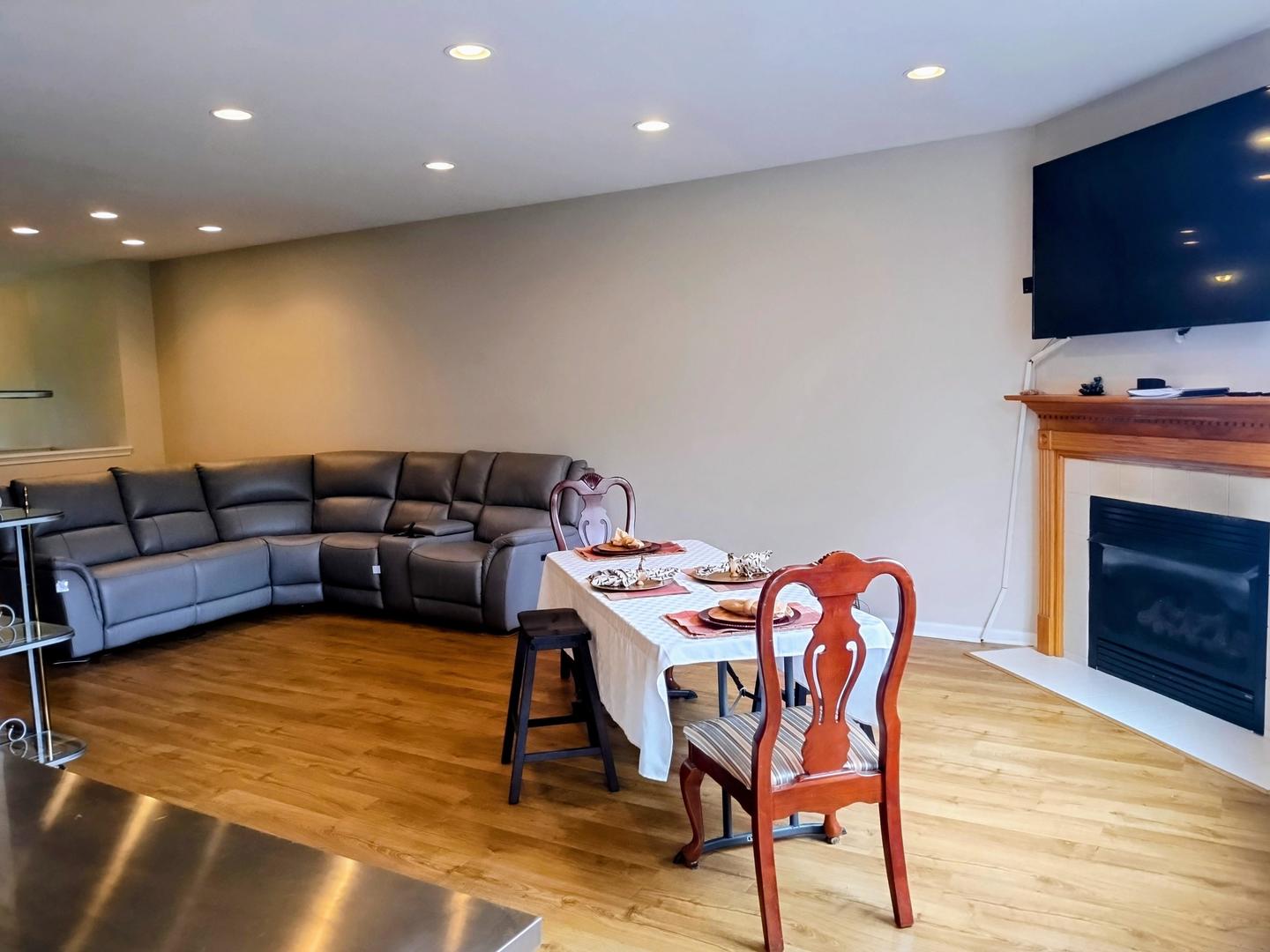 7507 Frontage Road, Skokie, IL 60077