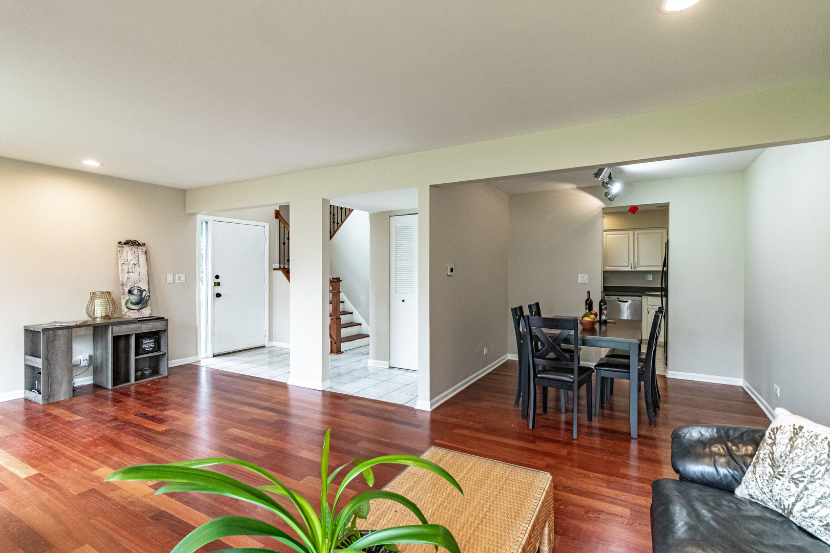 400 Harmony Drive, Wheeling, IL 60090