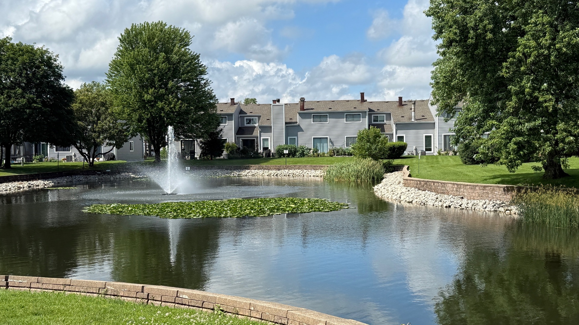 400 Harmony Drive, Wheeling, IL 60090