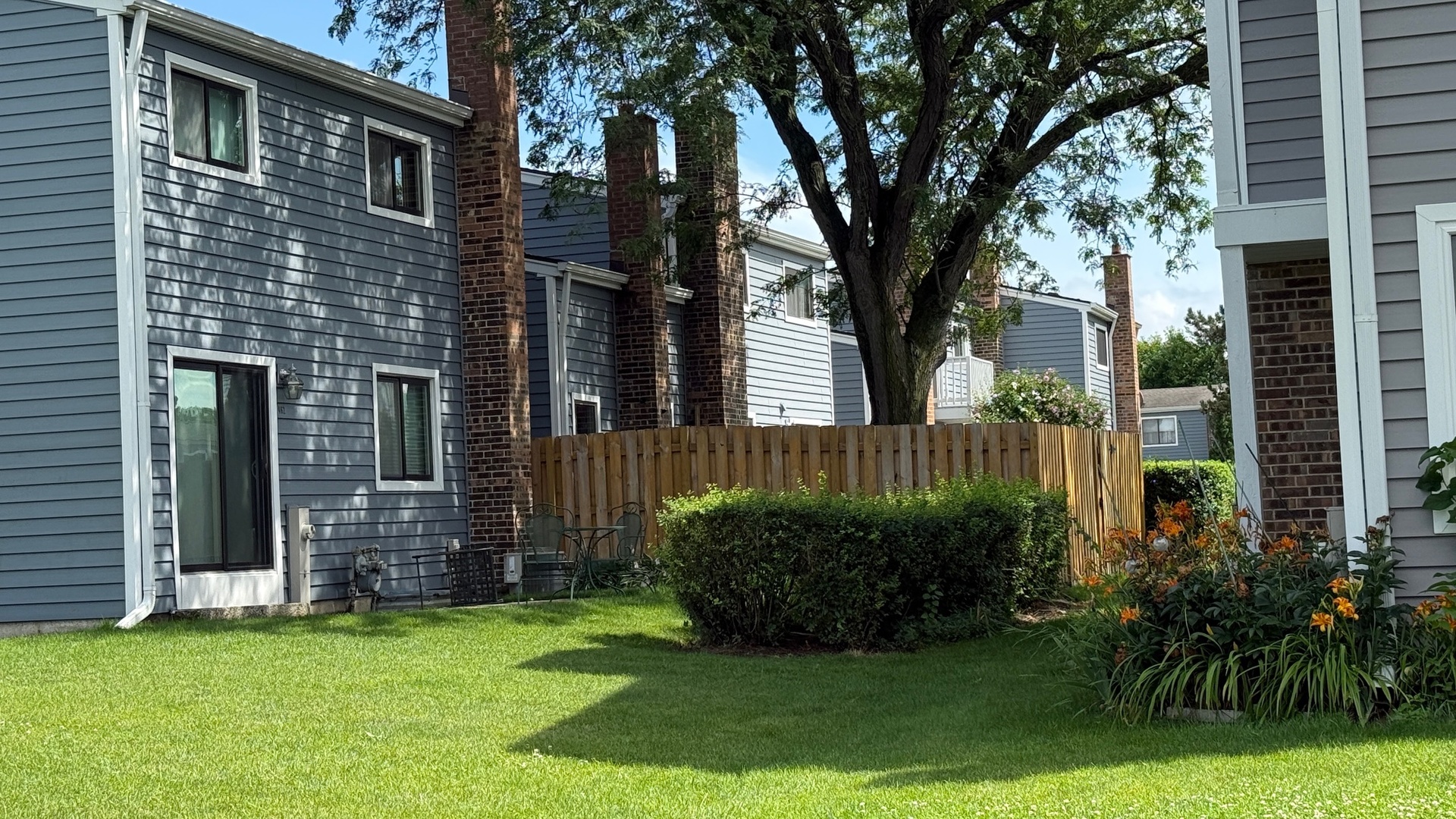 400 Harmony Drive, Wheeling, IL 60090