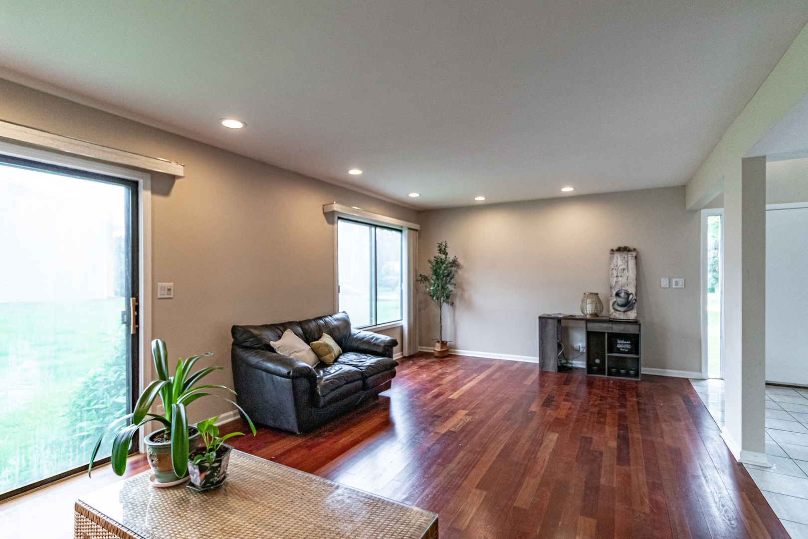 400 Harmony Drive, Wheeling, IL 60090