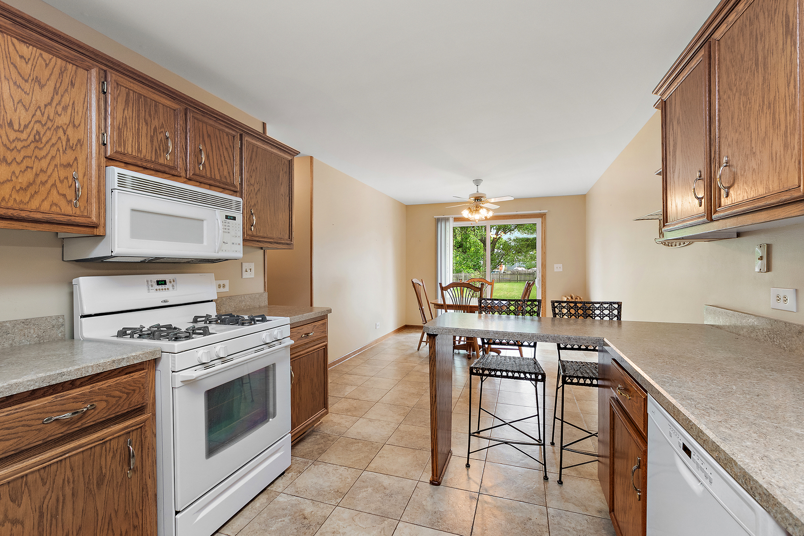1910 Calla Drive, Joliet, IL 60435