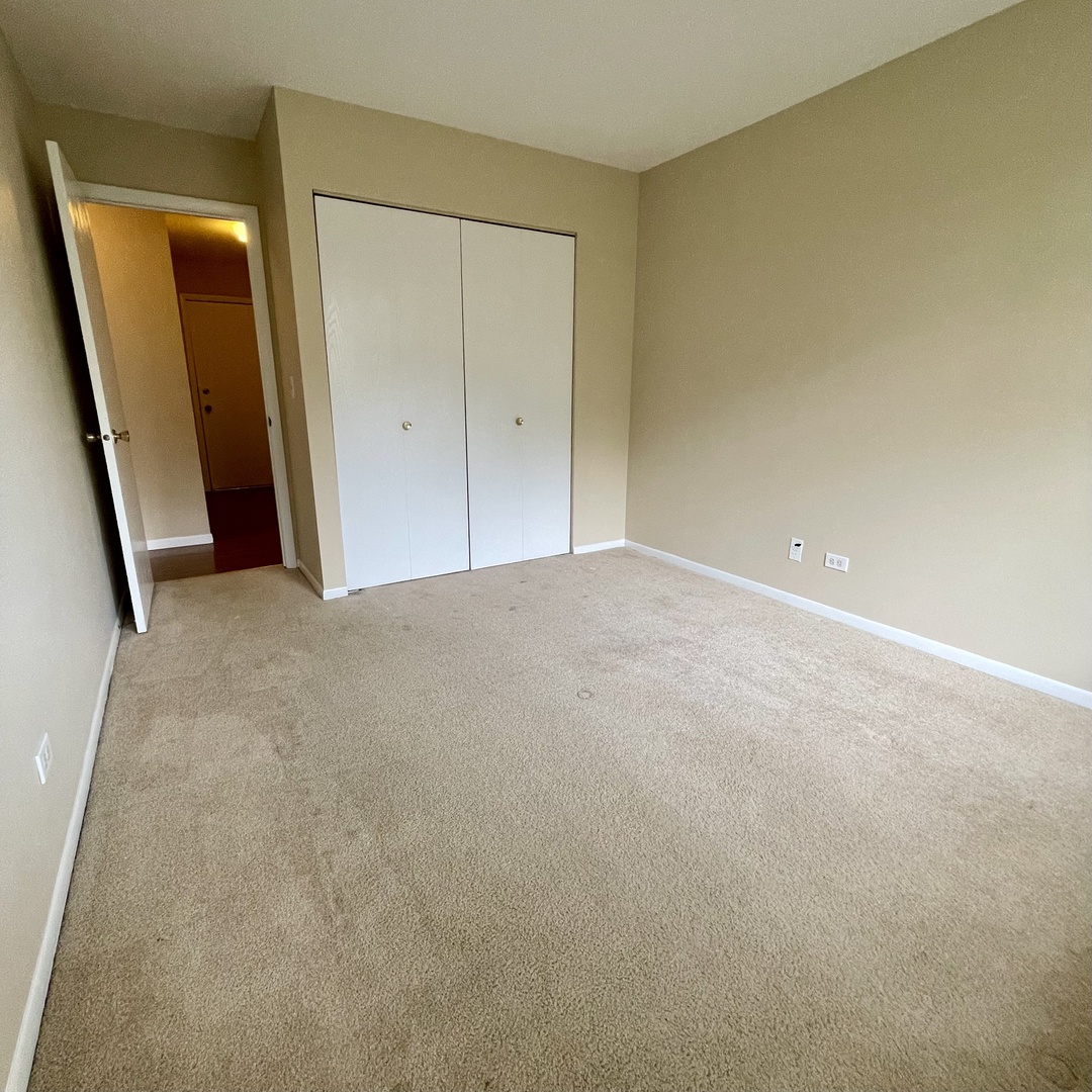 1615 N Milwaukee Avenue #6A, Libertyville, IL 60048