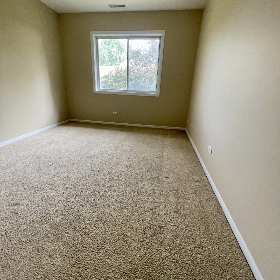 1615 N Milwaukee Avenue #6A, Libertyville, IL 60048