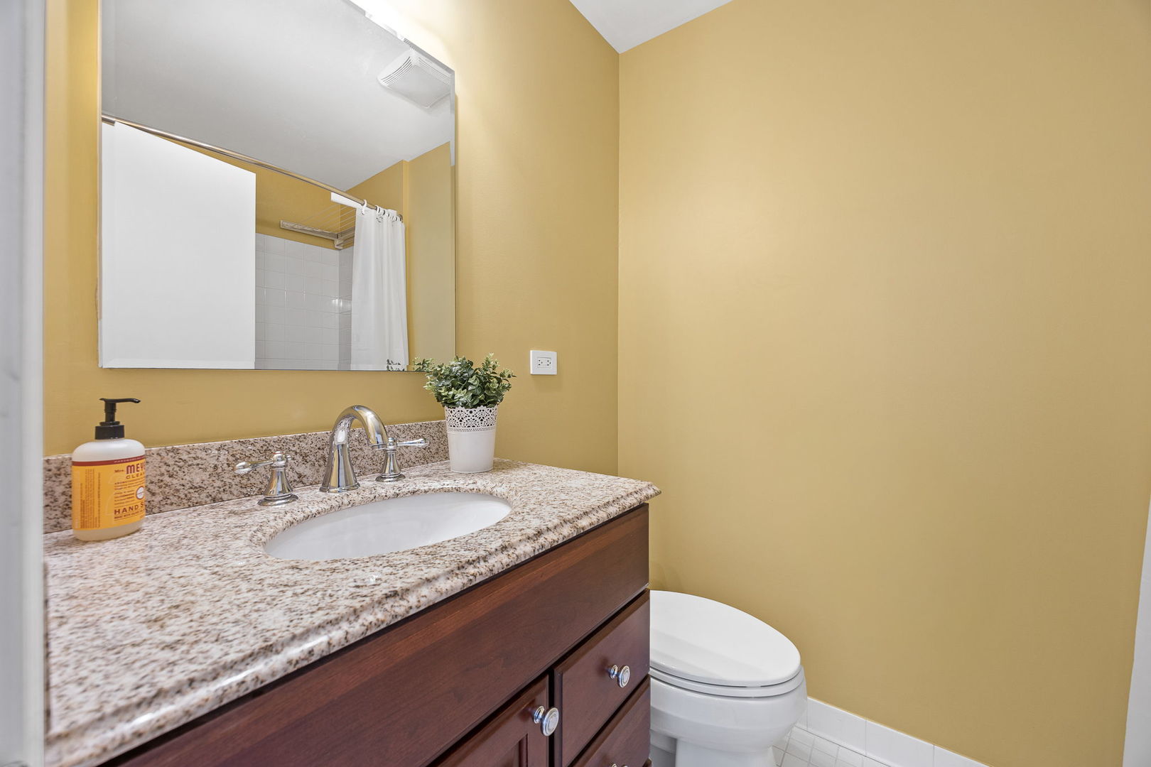 7237 Franklin Street #B, Forest Park, IL 60130