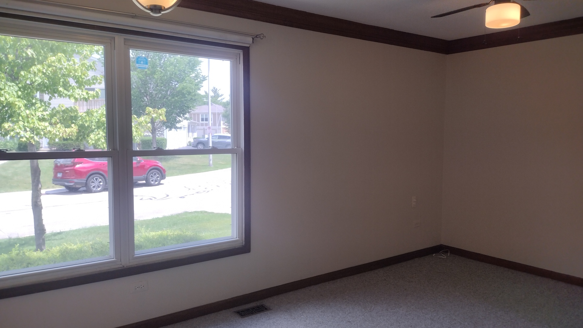 1114 Hampton Harbor, Schaumburg, IL 60193
