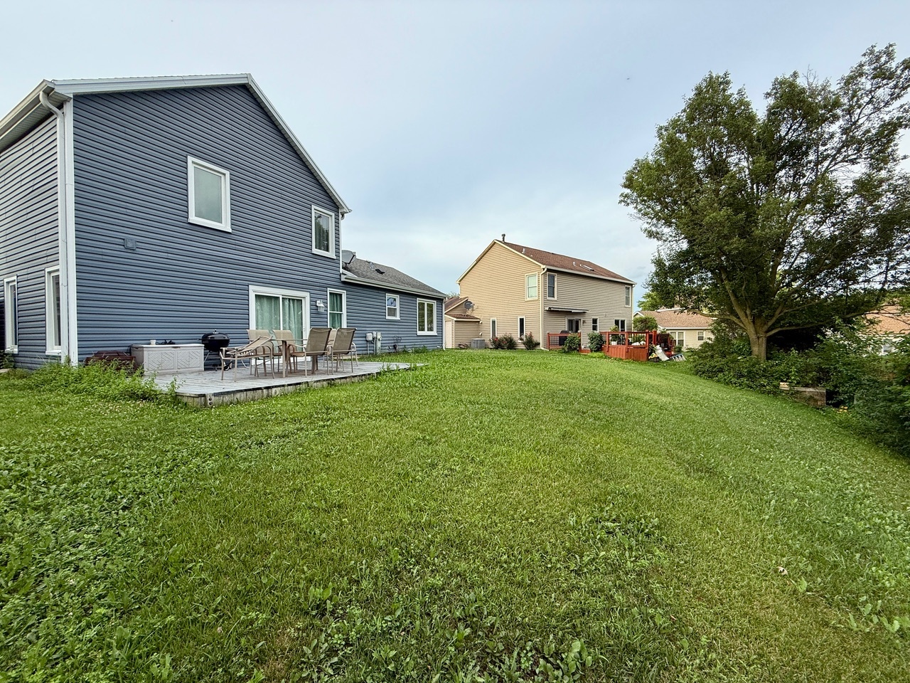1105 Wilmington Lane, Hoffman Estates, IL 60169