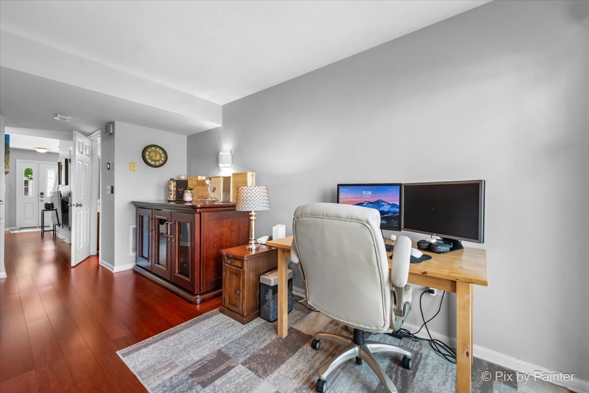 230 11th Street #B, Wheeling, IL 60090