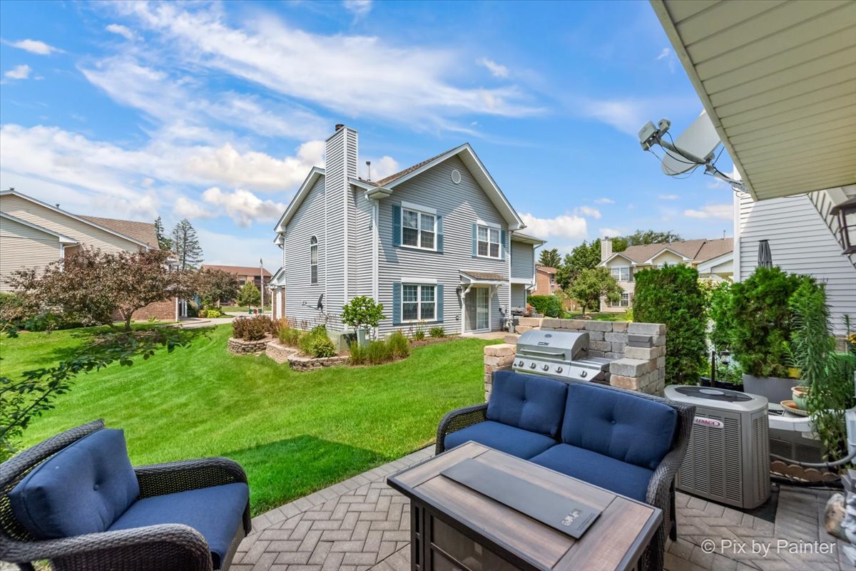 230 11th Street #B, Wheeling, IL 60090