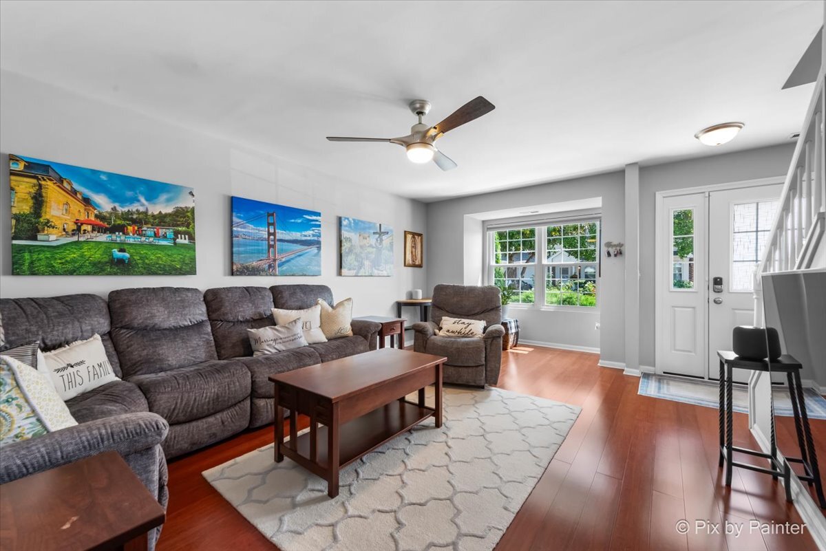 230 11th Street #B, Wheeling, IL 60090