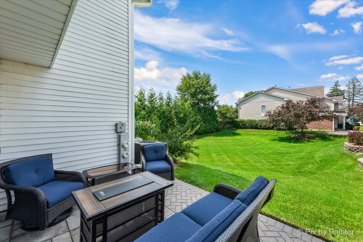 230 11th Street #B, Wheeling, IL 60090