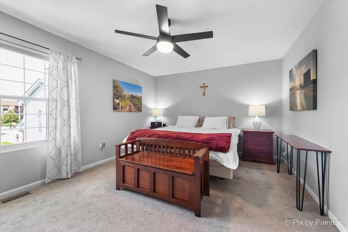 230 11th Street #B, Wheeling, IL 60090