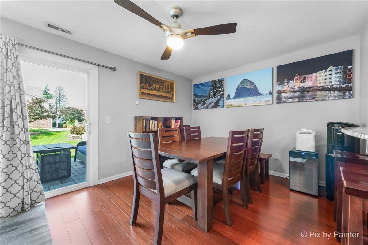 230 11th Street #B, Wheeling, IL 60090