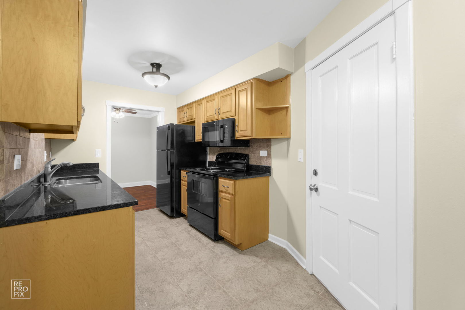 7324 Heritage Court #2H, Frankfort, IL 60423
