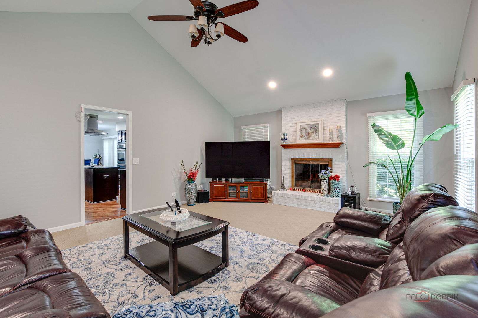 108 Brook Hill Lane, Vernon Hills, IL 60061