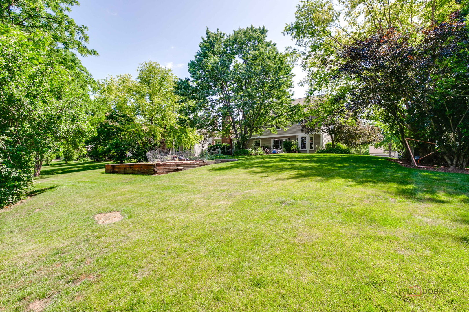 108 Brook Hill Lane, Vernon Hills, IL 60061