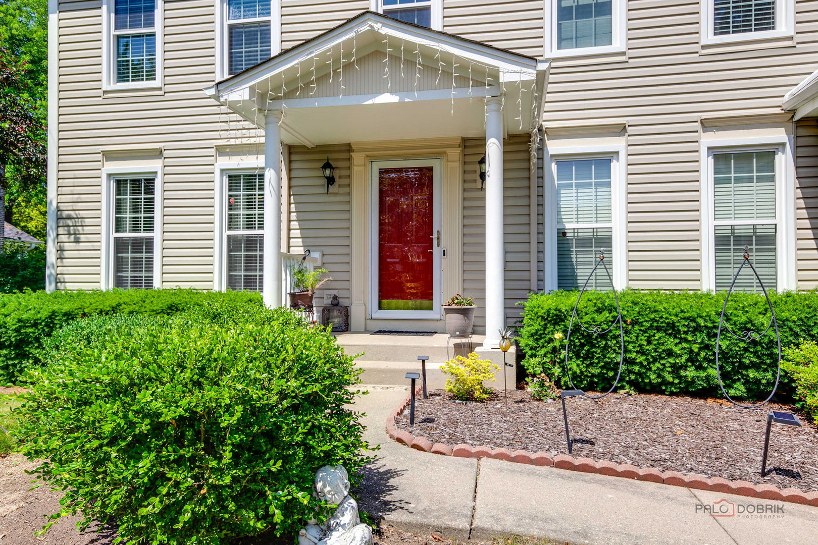 108 Brook Hill Lane, Vernon Hills, IL 60061
