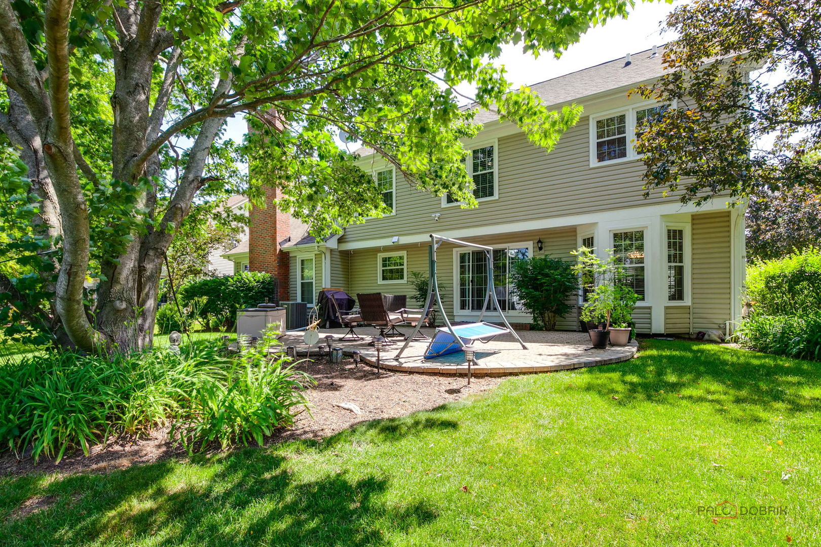 108 Brook Hill Lane, Vernon Hills, IL 60061