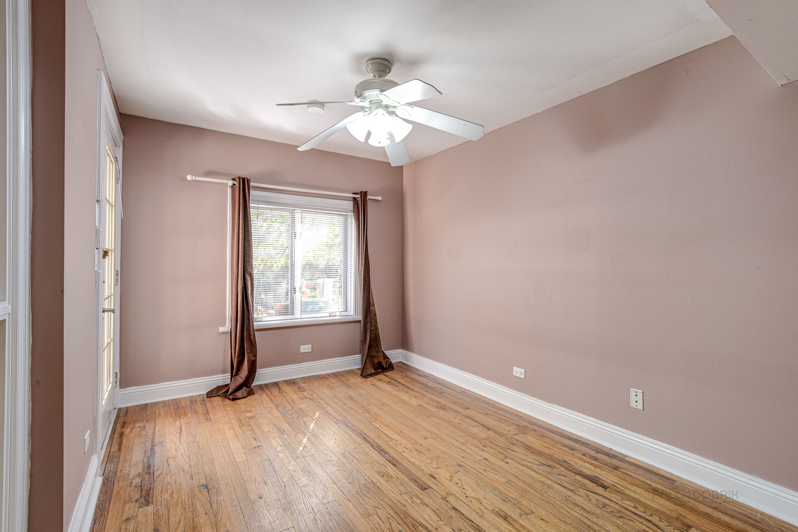 630 Whitney Avenue, Winthrop Harbor, IL 60096
