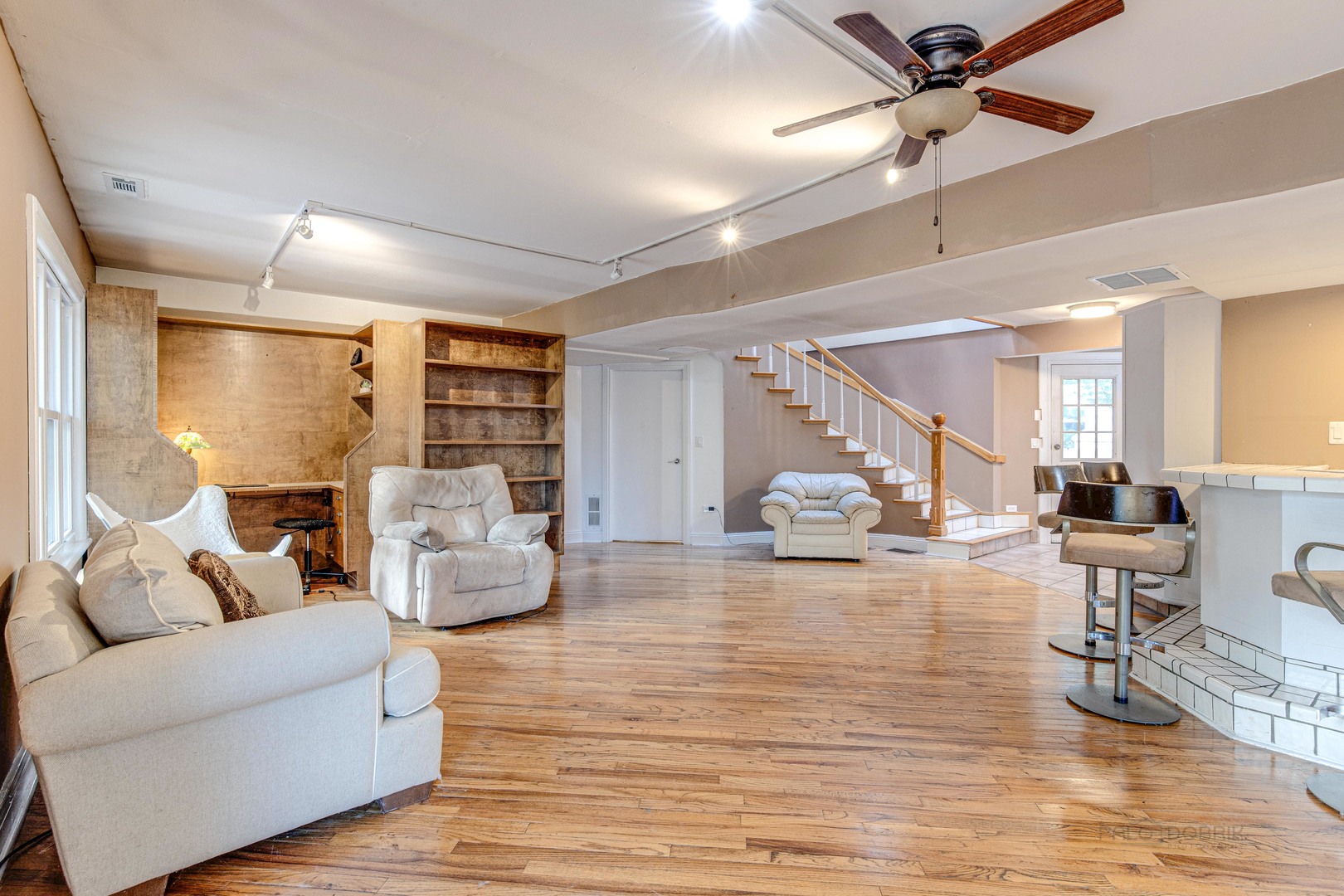 630 Whitney Avenue, Winthrop Harbor, IL 60096