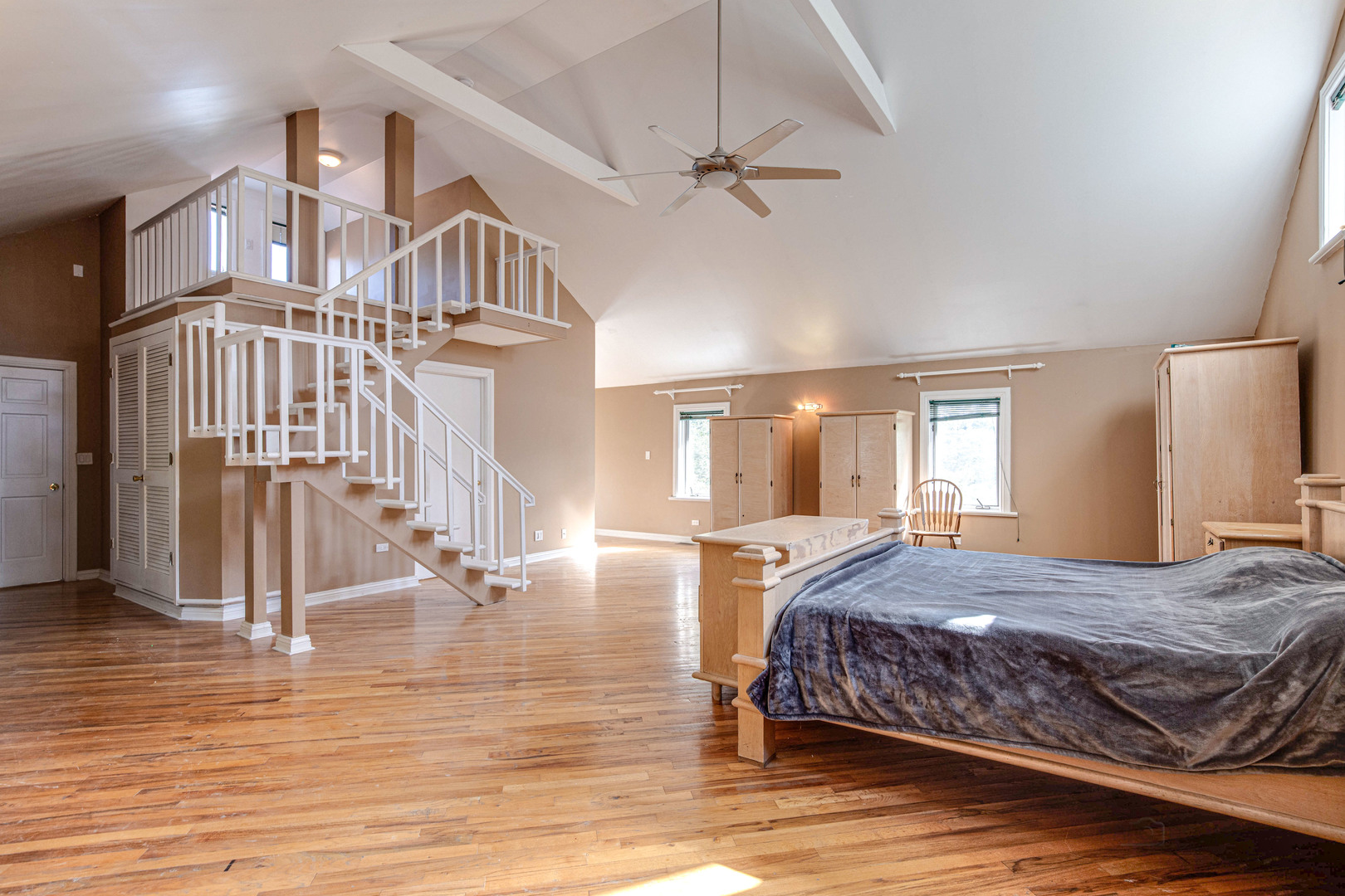 630 Whitney Avenue, Winthrop Harbor, IL 60096