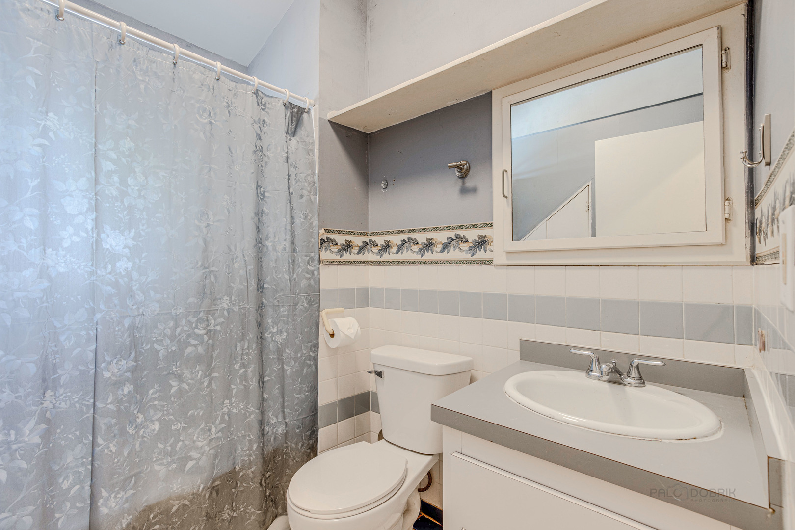 630 Whitney Avenue, Winthrop Harbor, IL 60096