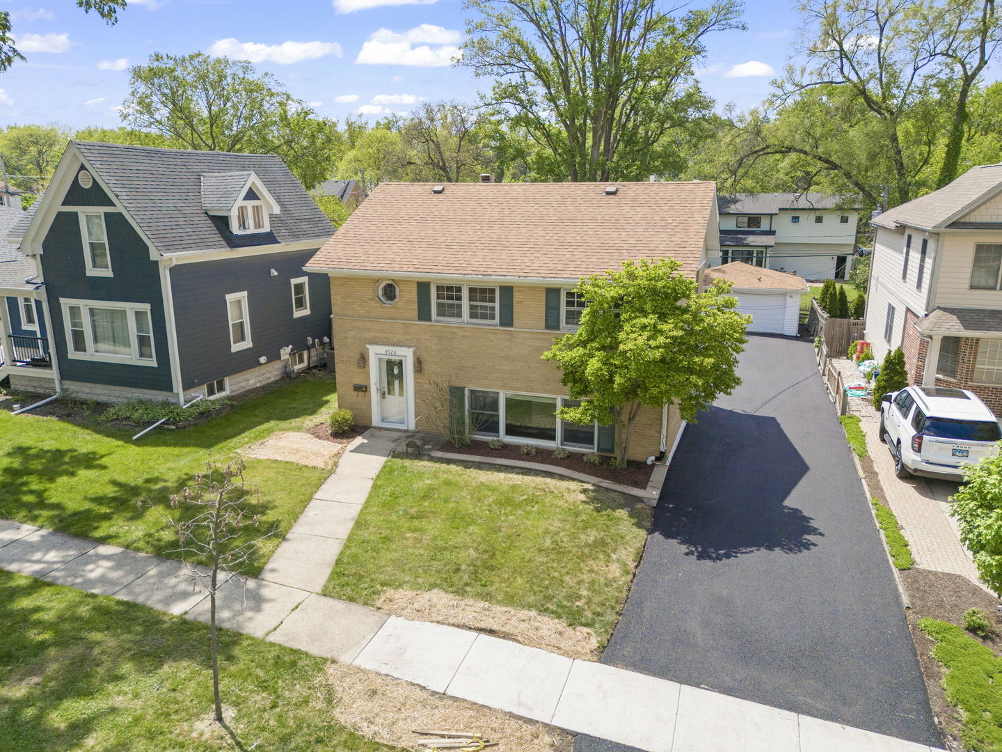 4520 Prince Street, Downers Grove, IL 60515