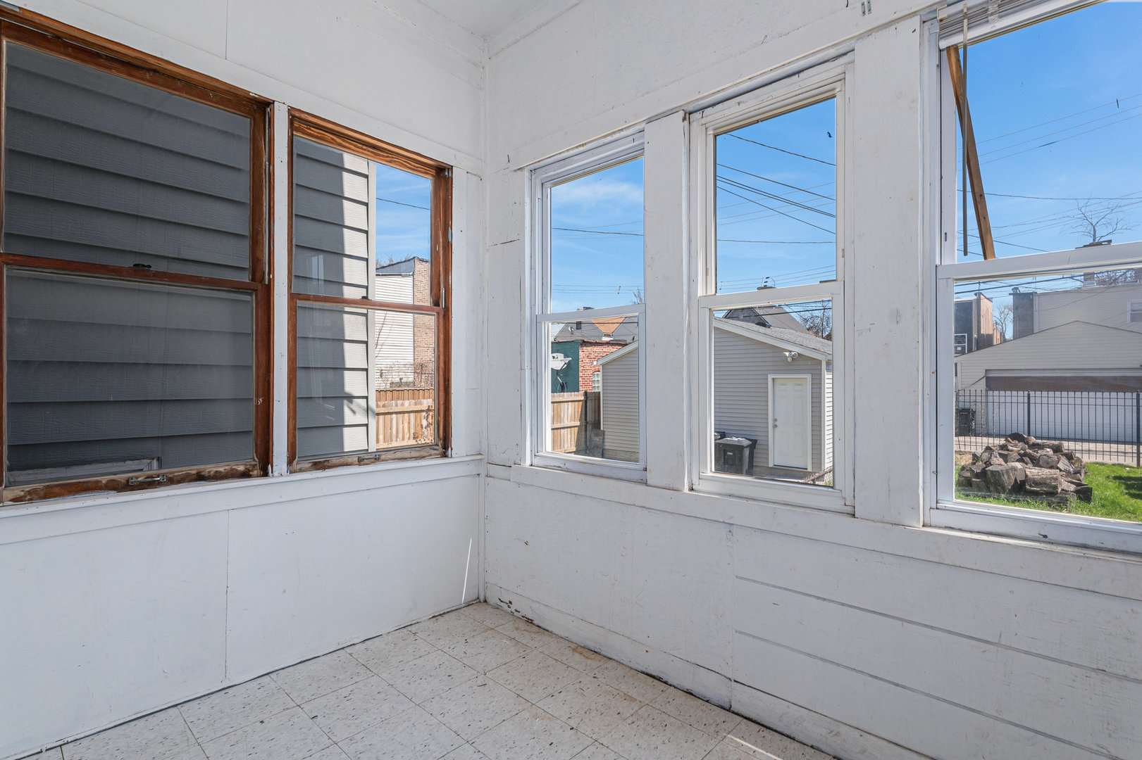2439 S Millard Avenue #1, Chicago, IL 60623