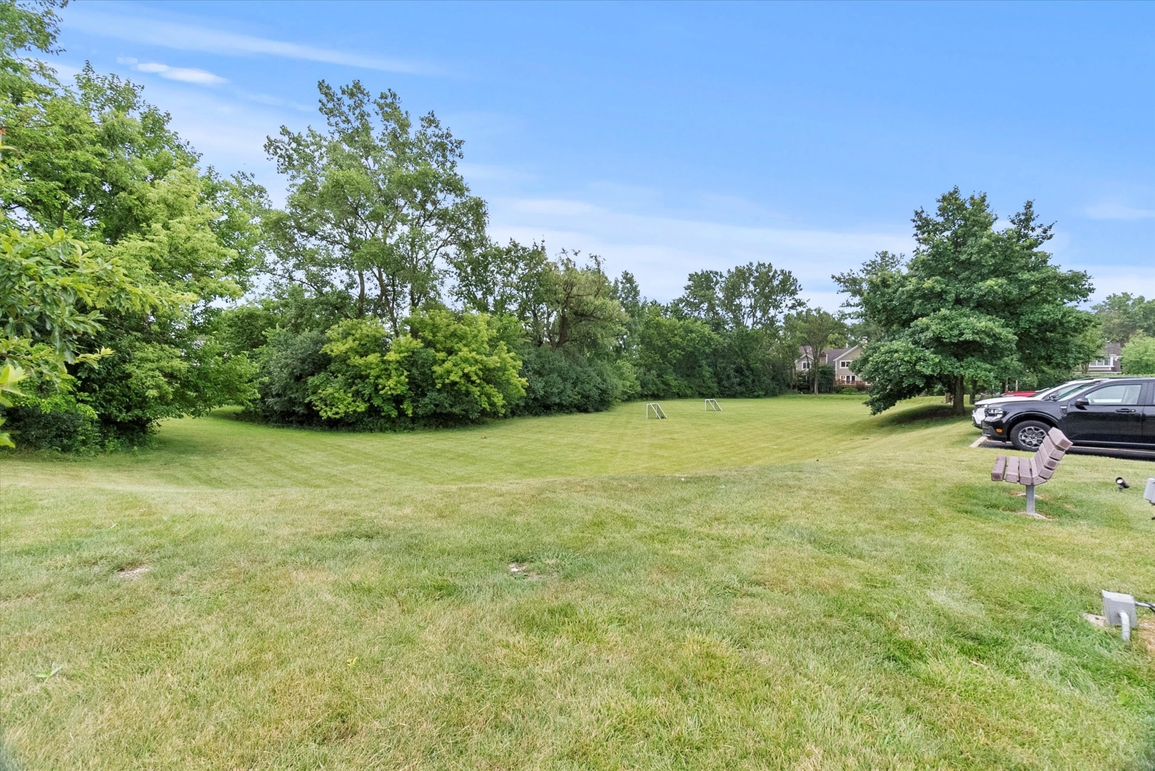 7221 Wolf Road #405B, Indian Head Park, IL 60525