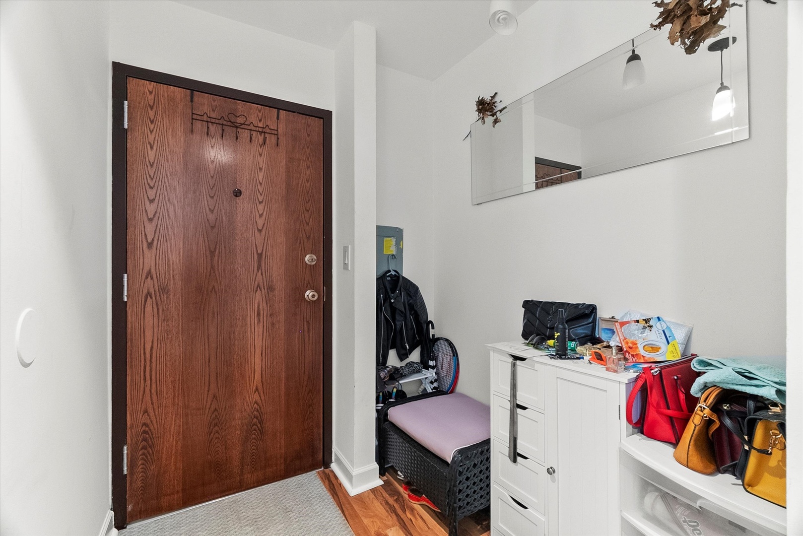 7221 Wolf Road #405B, Indian Head Park, IL 60525