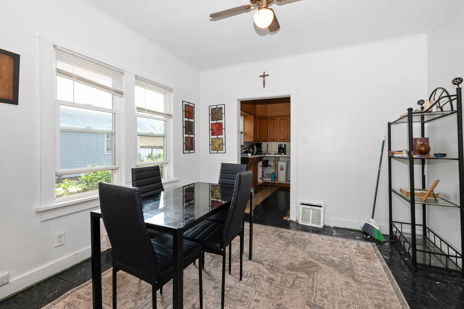 14612 Kolmar Avenue, Midlothian, IL 60445