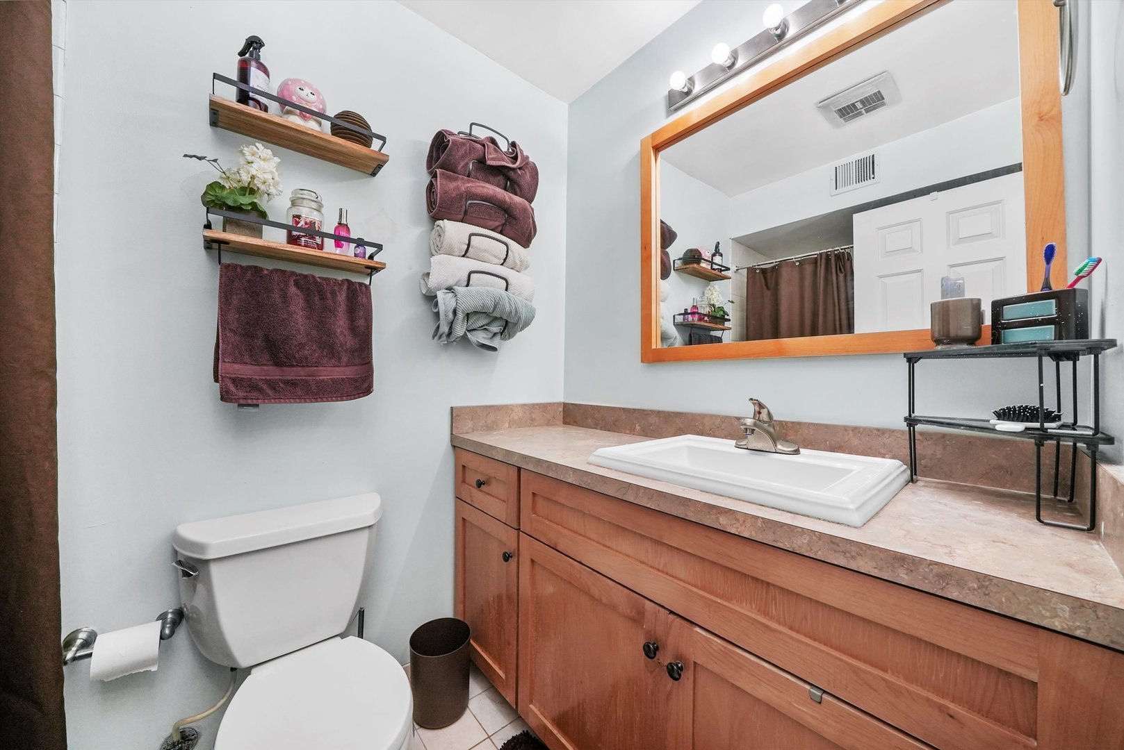 7100 W 95th Street #312, Oak Lawn, IL 60453