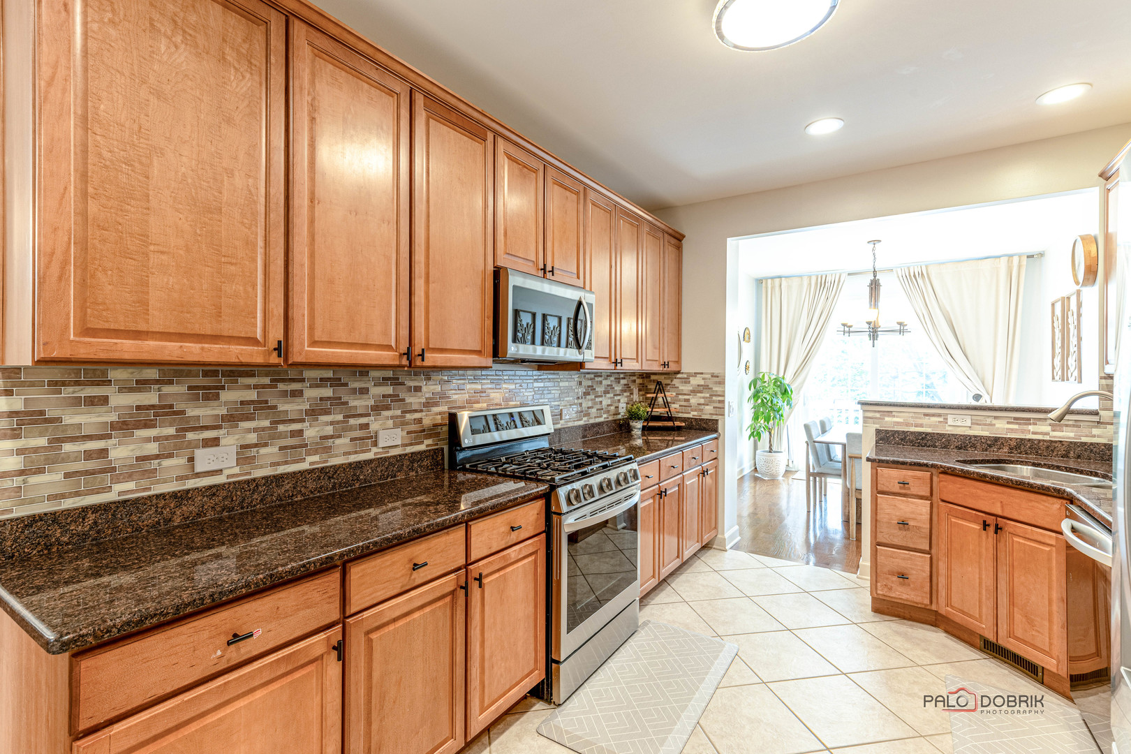 441 BAY TREE Circle, Vernon Hills, IL 60061
