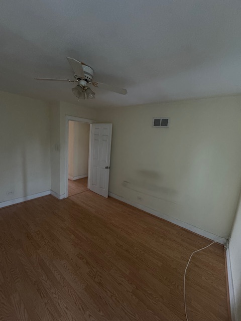 9100 S SAWYER Avenue, Evergreen Park, IL 60805
