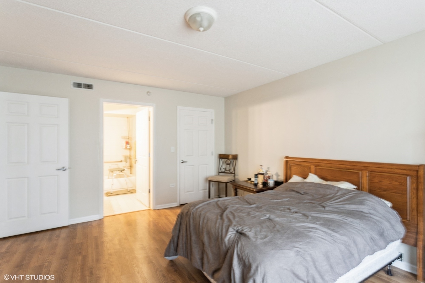 390 S Western Avenue #512, Des Plaines, IL 60016