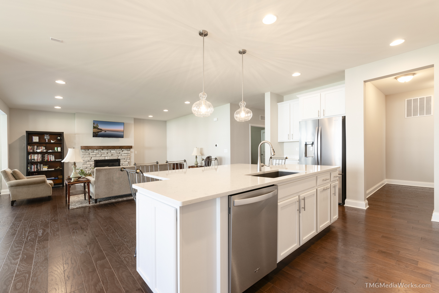 3336 Empress Drive, Naperville, IL 60564