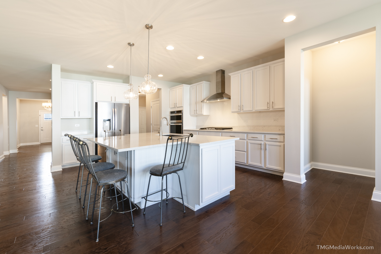 3336 Empress Drive, Naperville, IL 60564