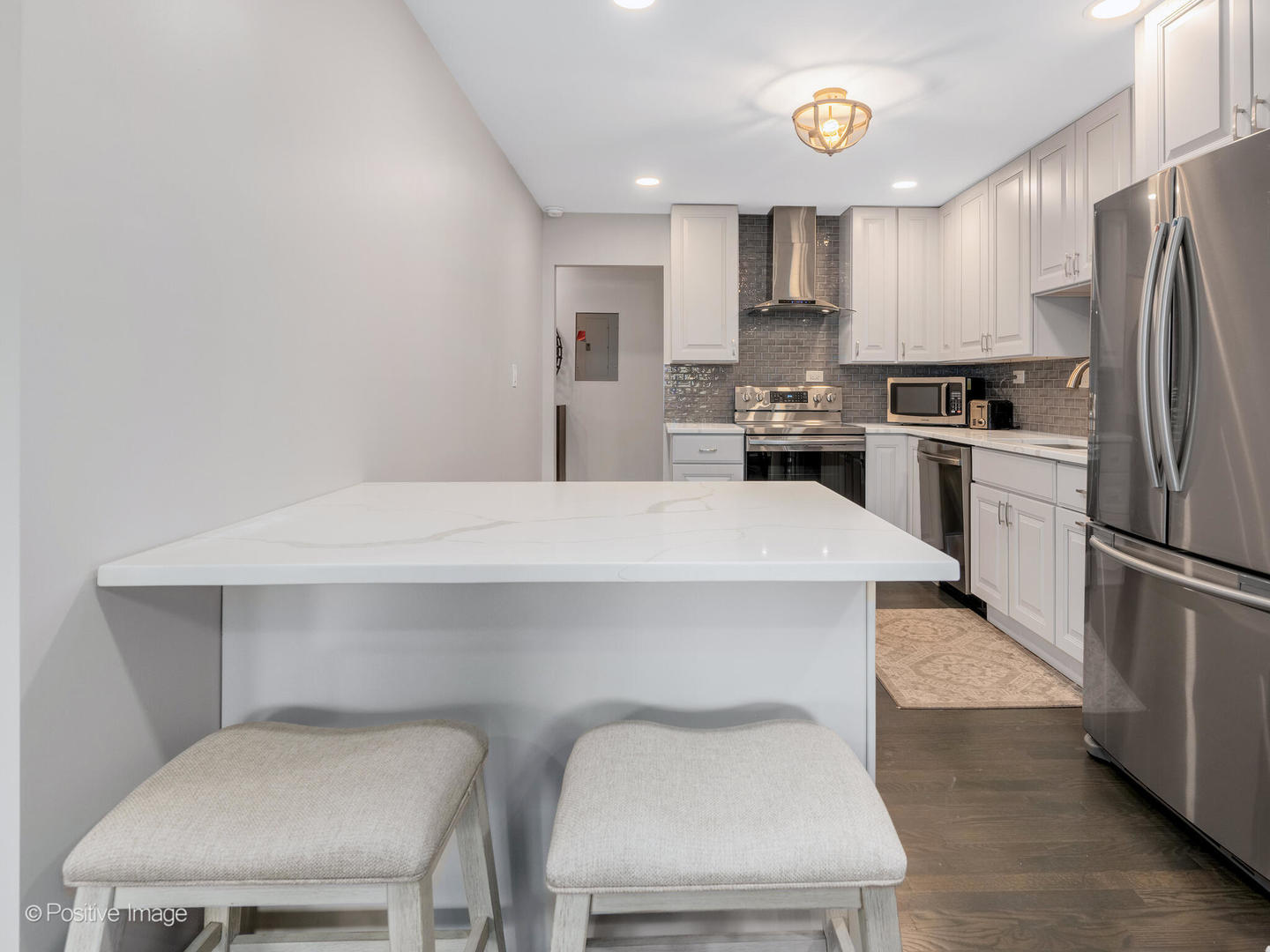 1s095 Spring Road #1D, Oakbrook Terrace, IL 60181