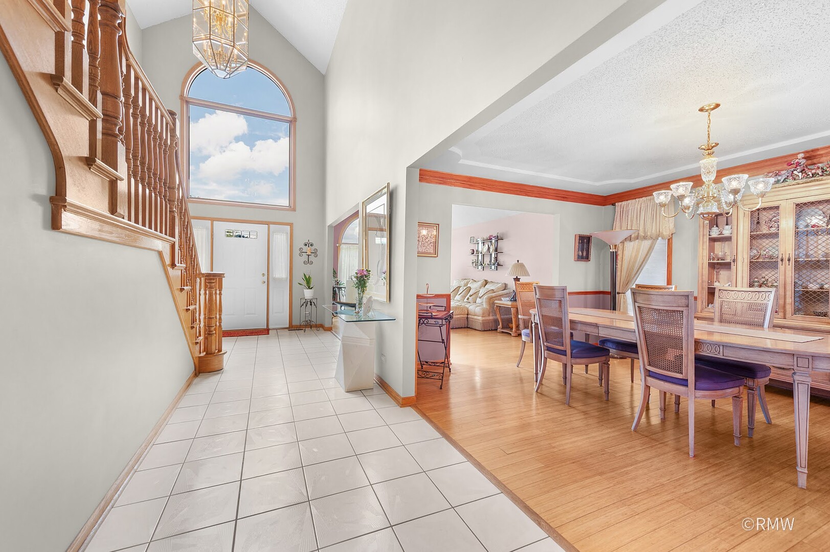1227 W Surrey Lane, Addison, IL 60101