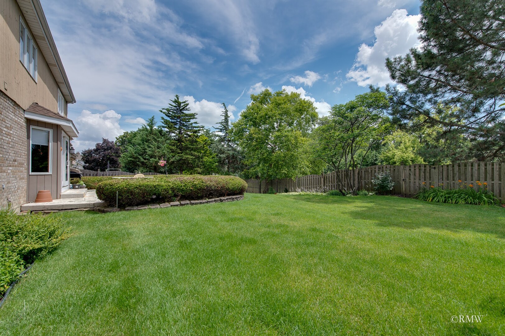 1227 W Surrey Lane, Addison, IL 60101